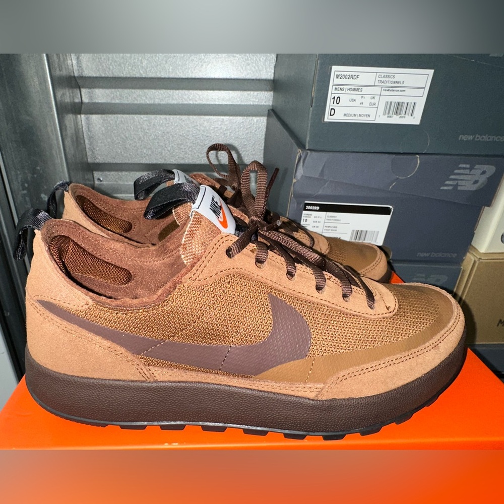 NikeCRAFT Tom Sachs Women’s 11.5/Mens 10